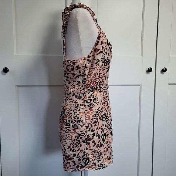 Wild honey animal print romper - Picture 7 of 9